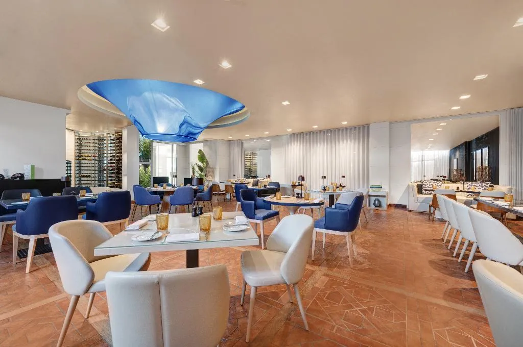 Restaurant, Hilton Vilamoura As Cascatas Golf Resort & Spa, Algarve