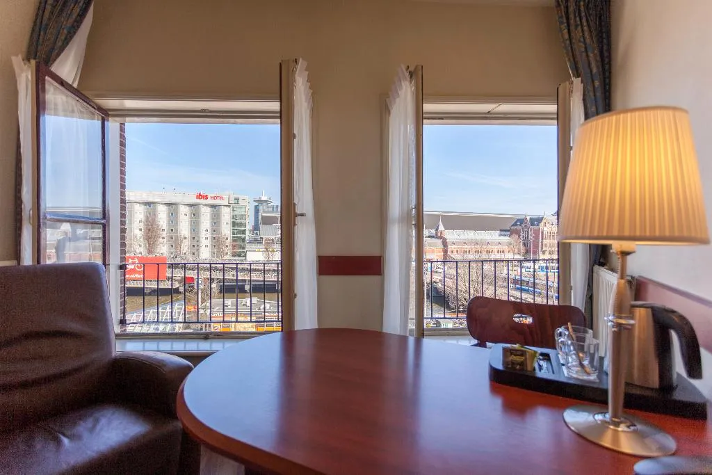 DOUBLE COMFORT Room, A-train, Amsterdam