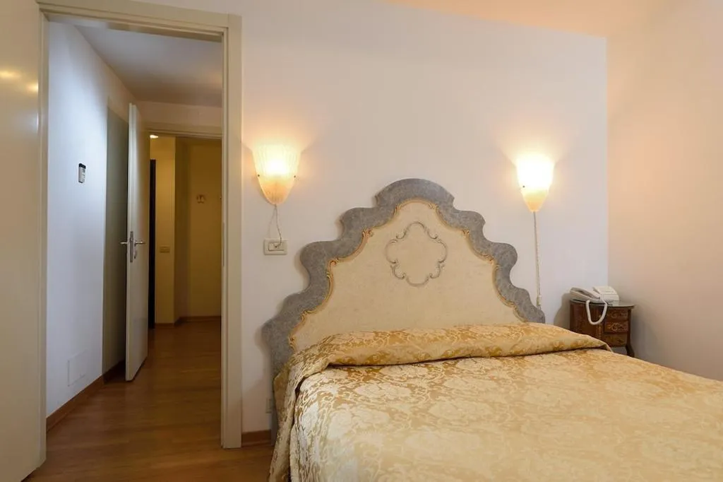 SUITE CLASSIC Room, Royal San Marco, Venice