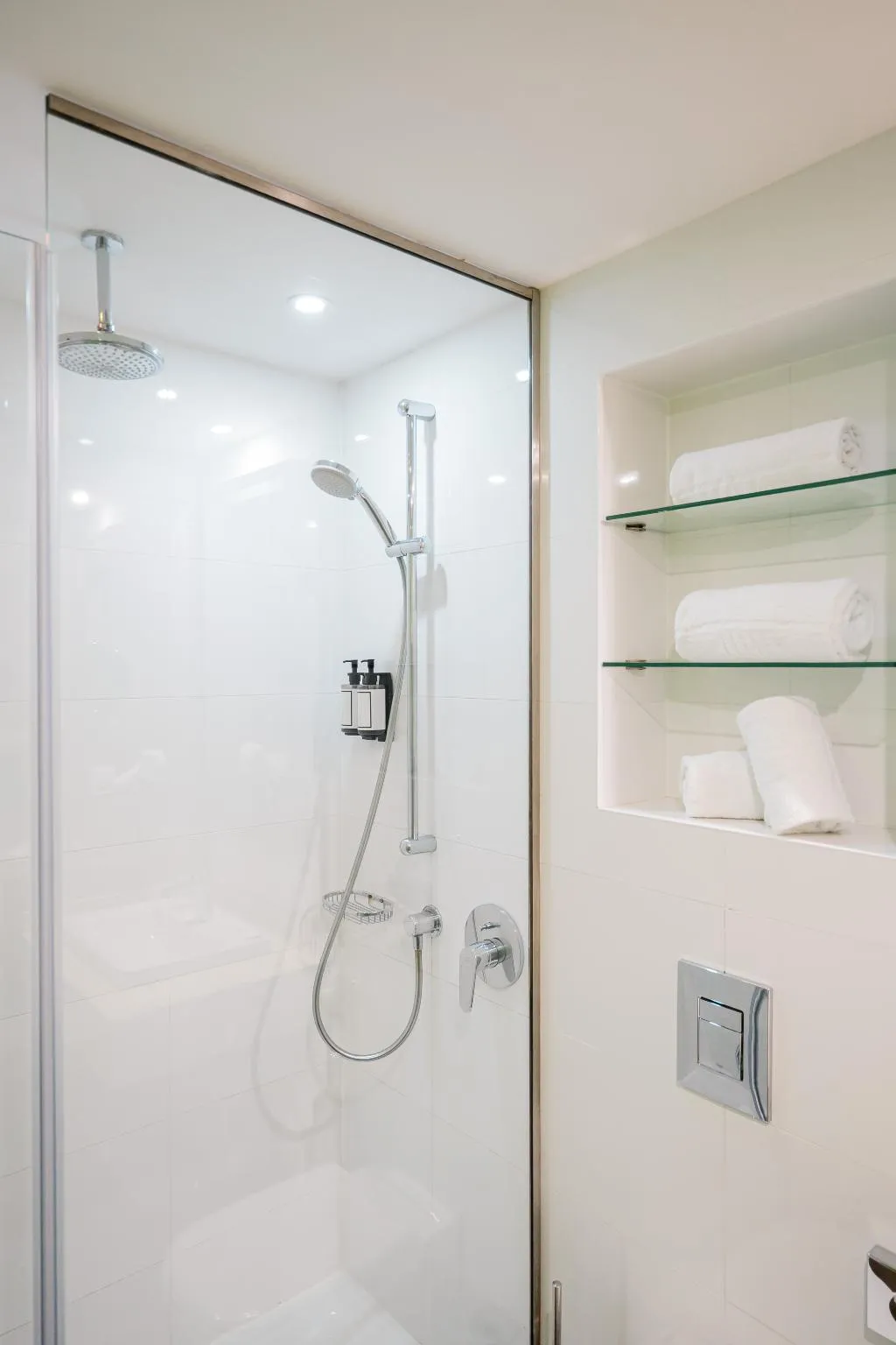 Double or Twin DELUXE Room, Homaris West Side - Self-Check In, Berlin