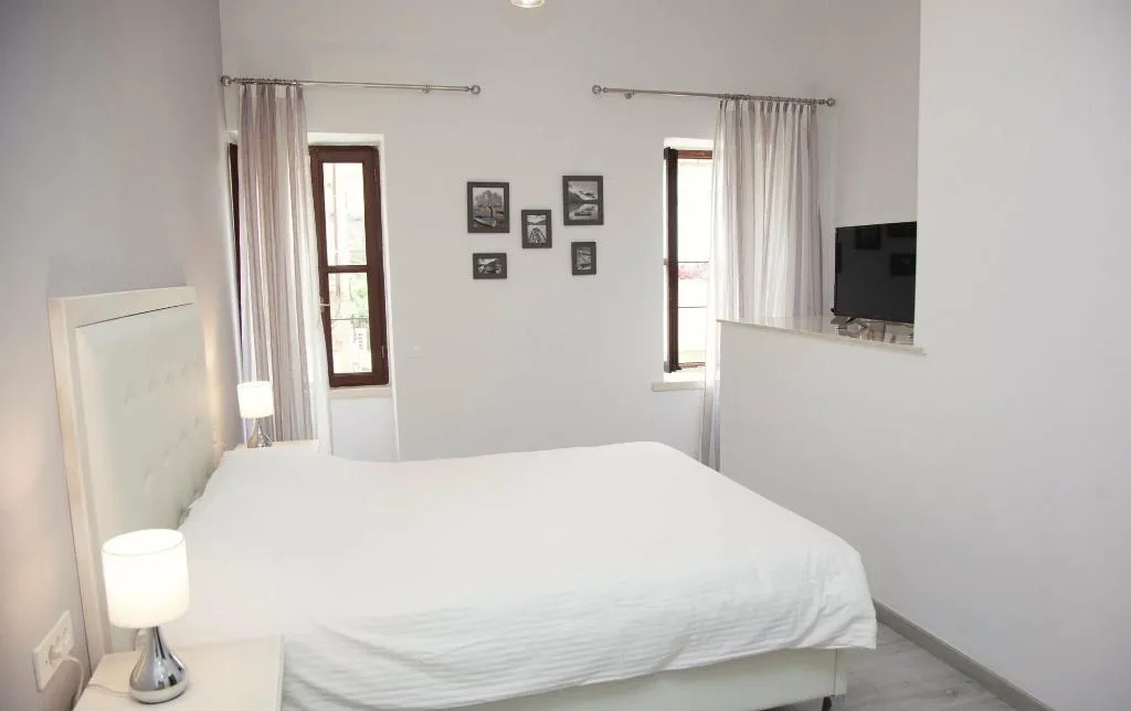 Room, Shalom Luxury Rooms, Crete