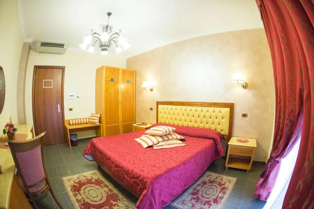 Room, Bellavista, Naples