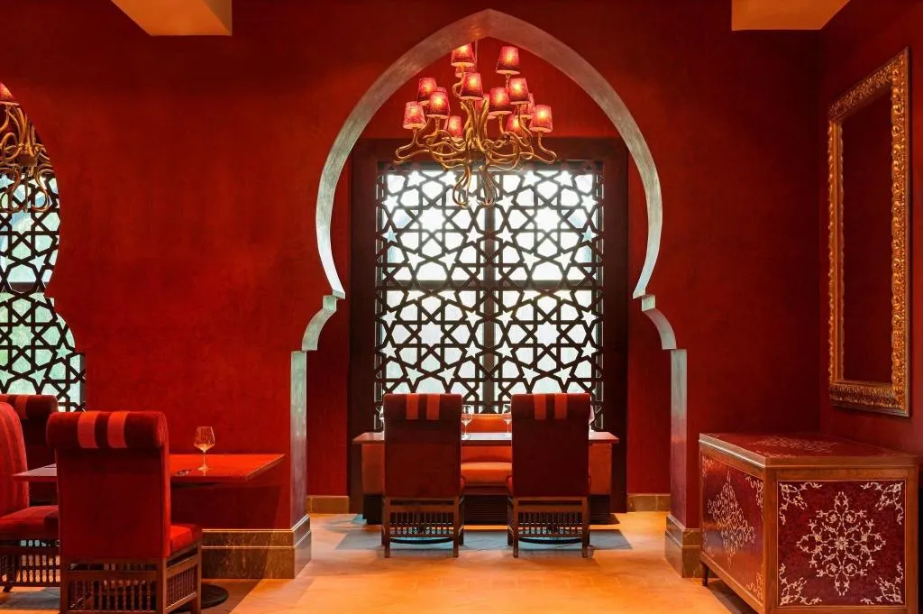 Restaurant, Ajman Saray, A Luxury Collection Resort, Dubai