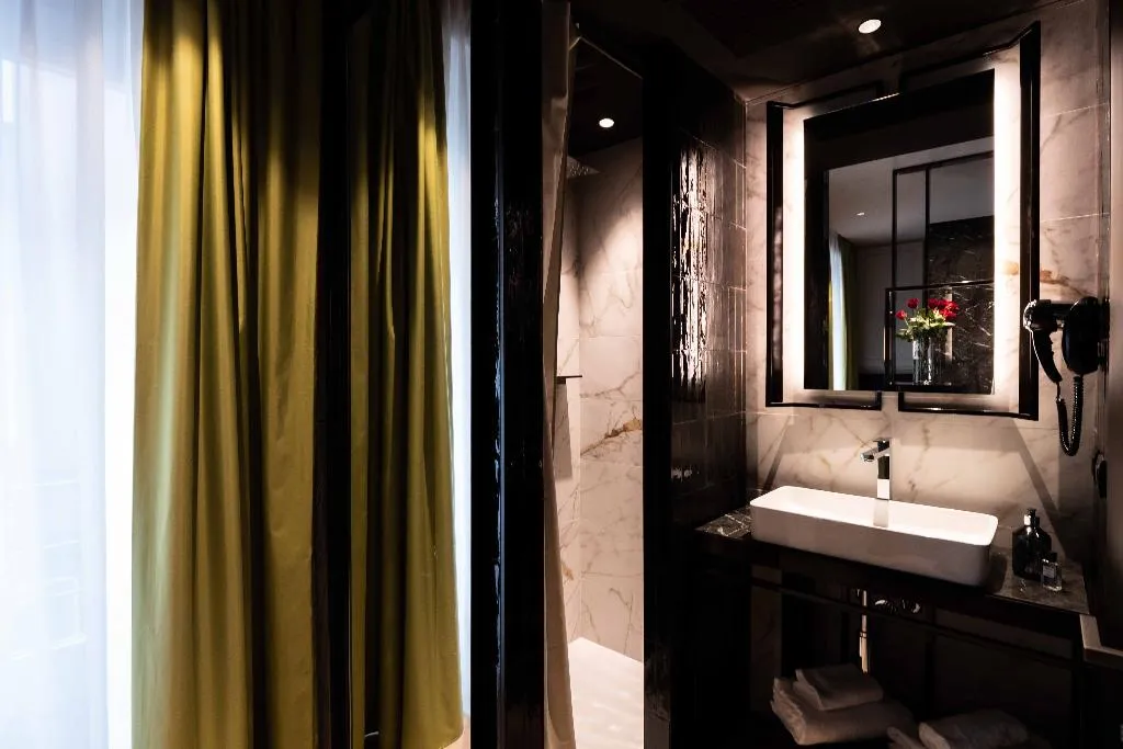 Room, Heart Hotel, Milan