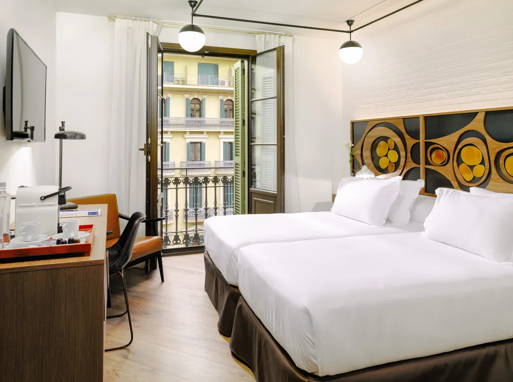 DOUBLE WITH BALCONY Room, H10 Metropolitan, Barcelona