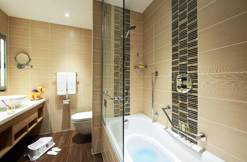 Room, Hilton Garden Inn Hotel Mall Avenue, Dubai
