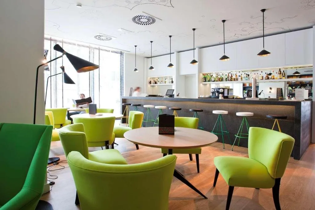 Bar, Vincci Bit Hotel, Barcelona