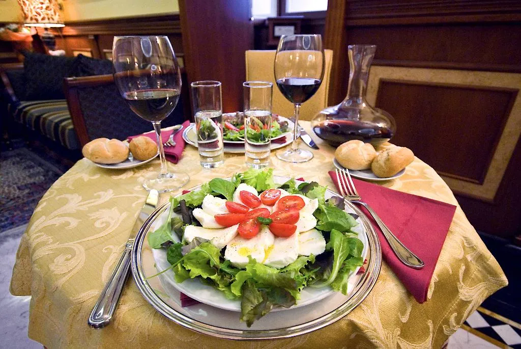 Restaurant, Hotel Manfredi Suite In Rome, Rome