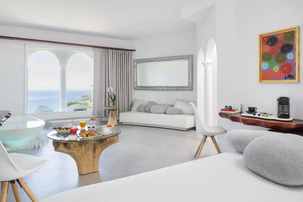 DOUBLE STANDARD Room, Hacienda Na Xamena, Ibiza