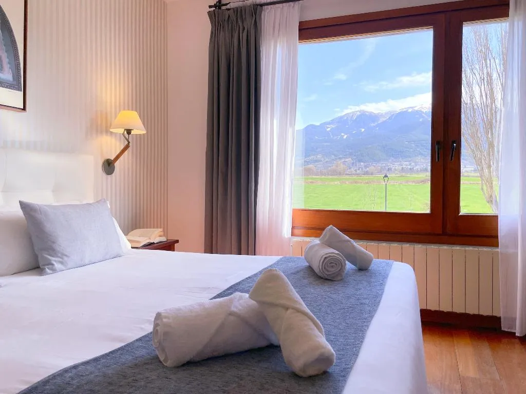 Double or Twin WITH VIEWS Room, Fontanals Golf, Costa Brava