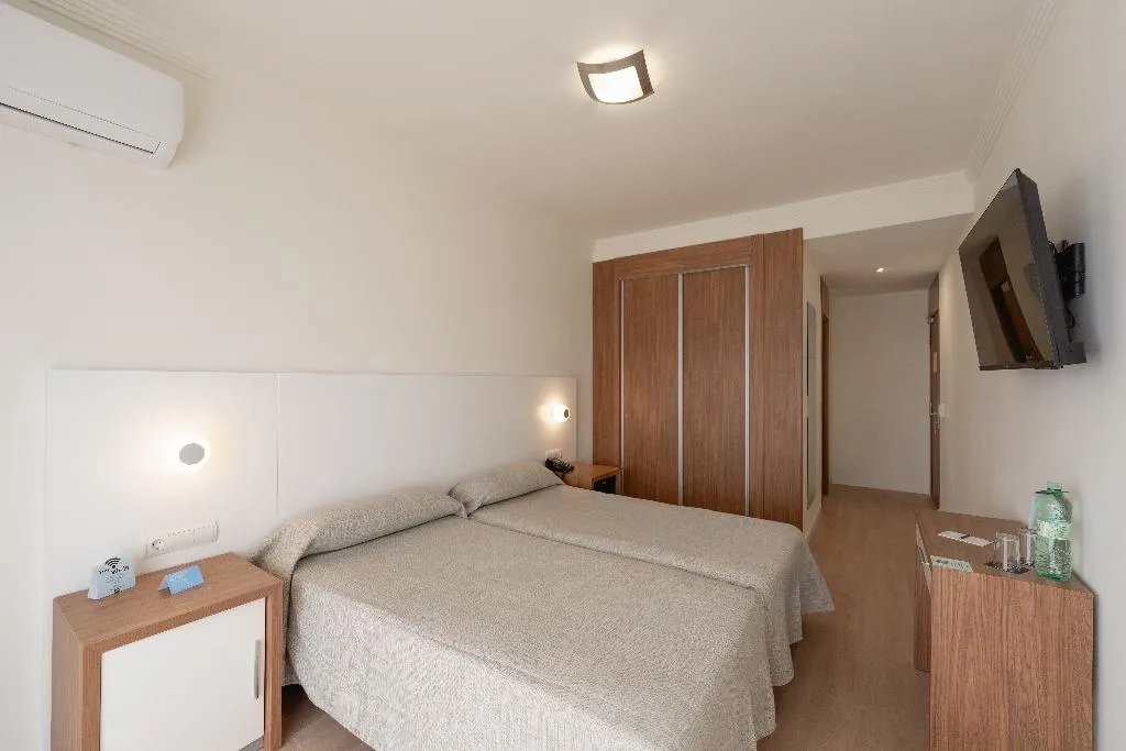 Double or Twin SEA VIEW Room, RH Riviera-Only Adults, Valencia