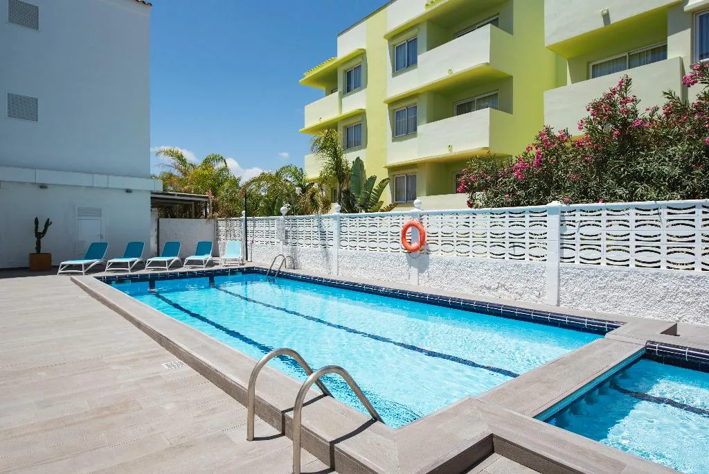 Pool, Vibra Mogambo Aparthotel, Ibiza