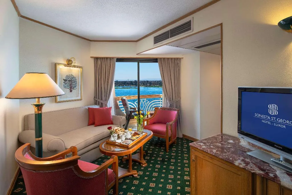 JUNIOR SUITE WITH VIEWS Room, Sonesta St. George Hotel Luxor, Luxor