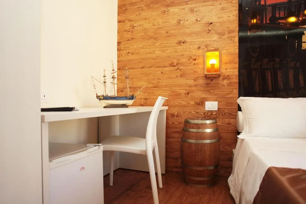 Room, Rivazzurra Design Rooms, Palermo