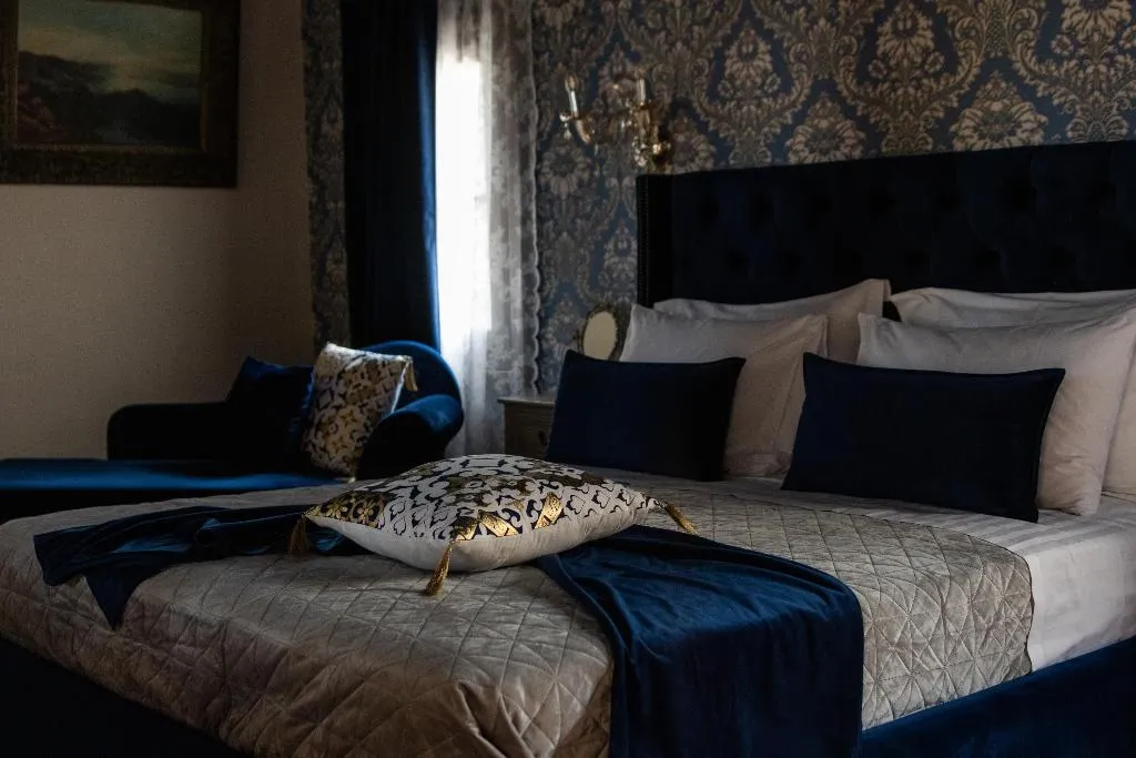 SUITE KING BED WITH JACUZZI Room, April Medieval Hotel, Rhodes
