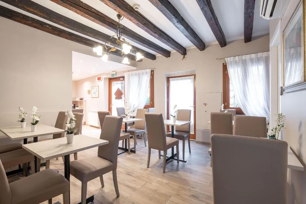 Room, Hotel Herion, Venice