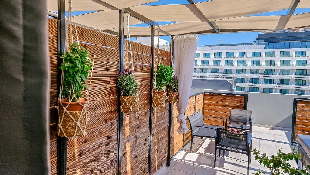 JUNIOR SUITE WITH JACUZZI Room, Athenian Montaza Hotel, Athens