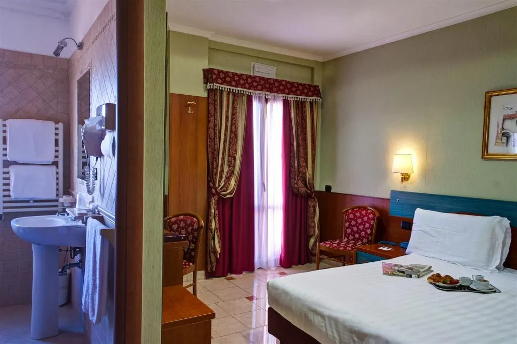 Room, Hotel Riviera Fiumicino, Rome