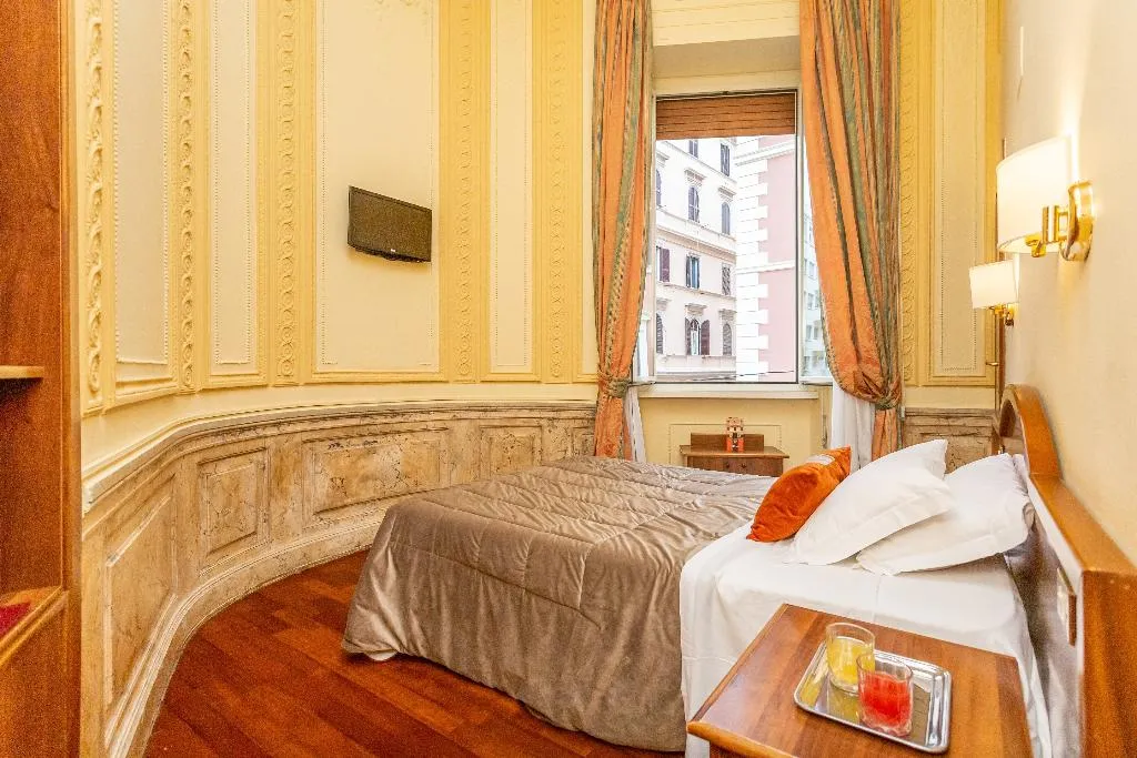 DOUBLE ECONOMY Room, Medici, Rome