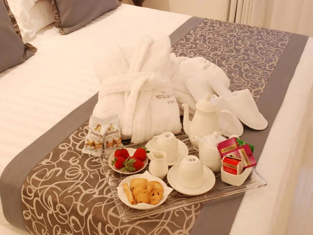 TRIPLE STANDARD Room, Hotel San Pietro, Naples