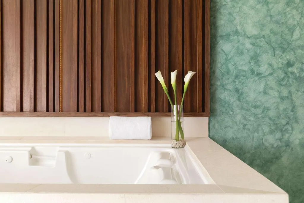 JUNIOR SUITE OCEAN VIEW KING BED Room, Hyatt Vivid Playa Del Carmen - Adults Only, Playa Del Carmen