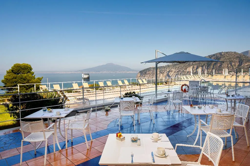 Terrace, Art Hotel Gran Paradiso, Naples