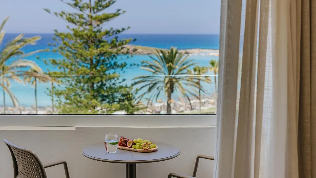 SINGLE SEA VIEW Room, Nissi Beach, Cyprus