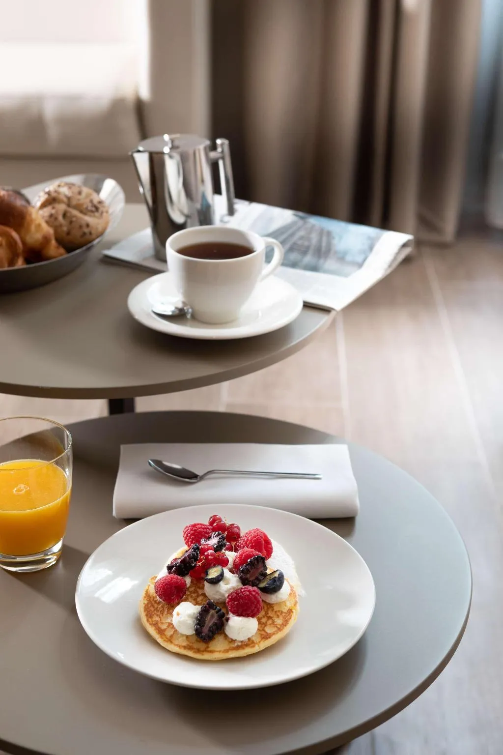 DOUBLE DELUXE KING BED Room, Hotel Cristoforo Colombo – Preferred Hotels & Res, Milan