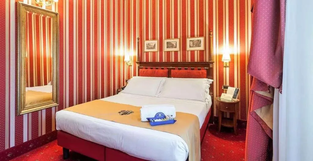 Room, Hotel Manfredi Suite In Rome, Rome