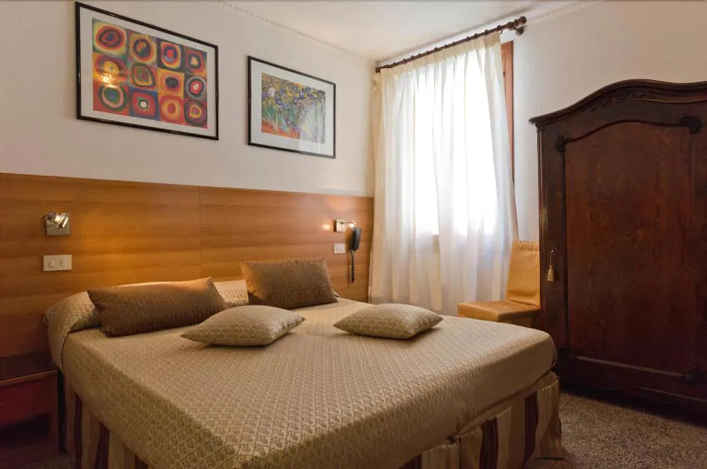 Room, Albergo Marin, Venice