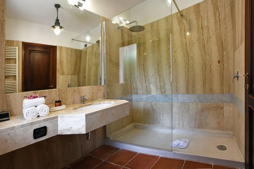 TRIPLE SUPERIOR WITH DOUBLE BED Room, Costa Dei Fiori, Cagliari