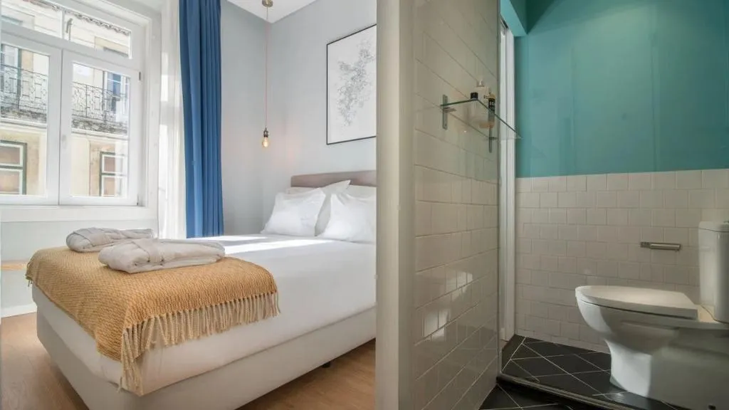 DOUBLE CITY VIEW Room, Esqina Urban Lodge, Lisbon