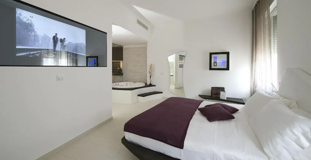 Room, Aparthotel Duomo, Milan