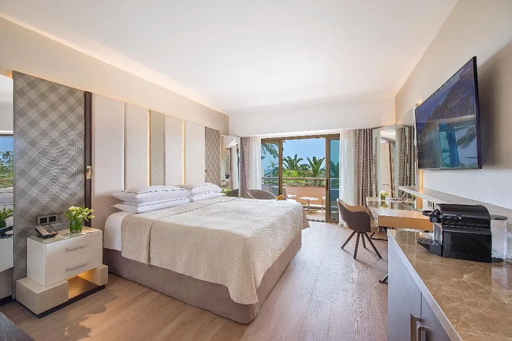 STUDIO SEA VIEW Room, Four Seasons Hotel, Cyprus