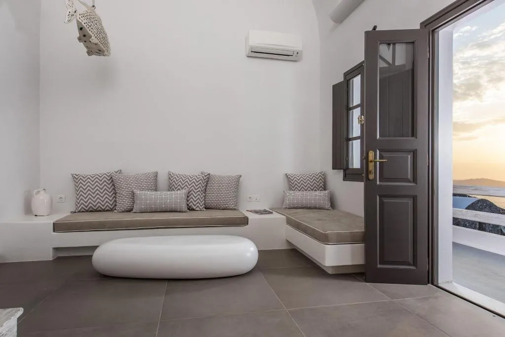 Room, Caldera Memories, Santorini