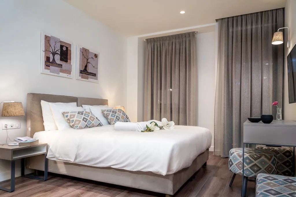 DOUBLE STANDARD Room, The Urban Nest Athens - Suites & Apartments, Athens