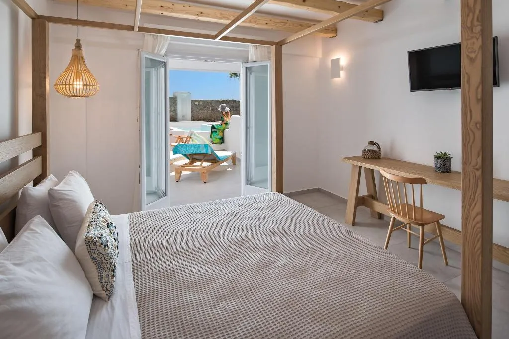 SUITE WITH PRIVATE POOL Room, Casa Vitae Suites, Santorini