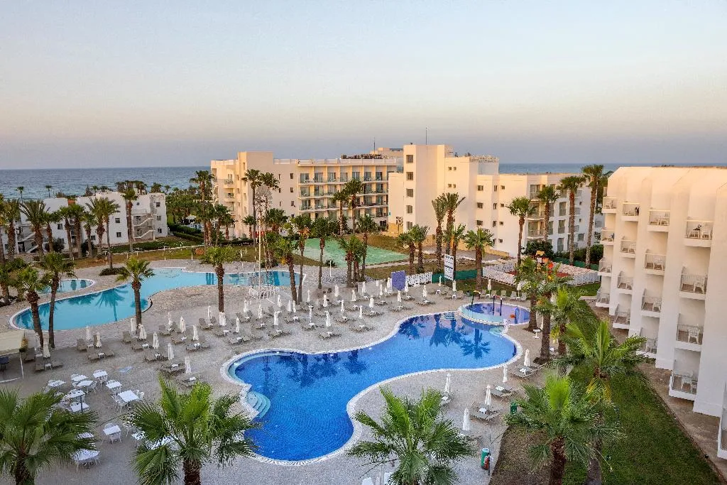 General view, Papantonia Hotel Apts, Cyprus