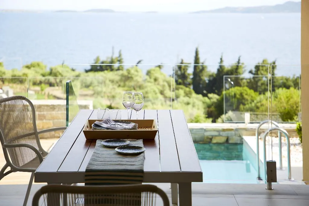 VILLA WITH PRIVATE POOL Room, Eagles Villas, Thessaloniki
