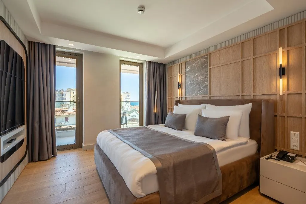 FAMILY ROOM Accessible Two Double beds Room, Awen Lara Hotel, Antalya