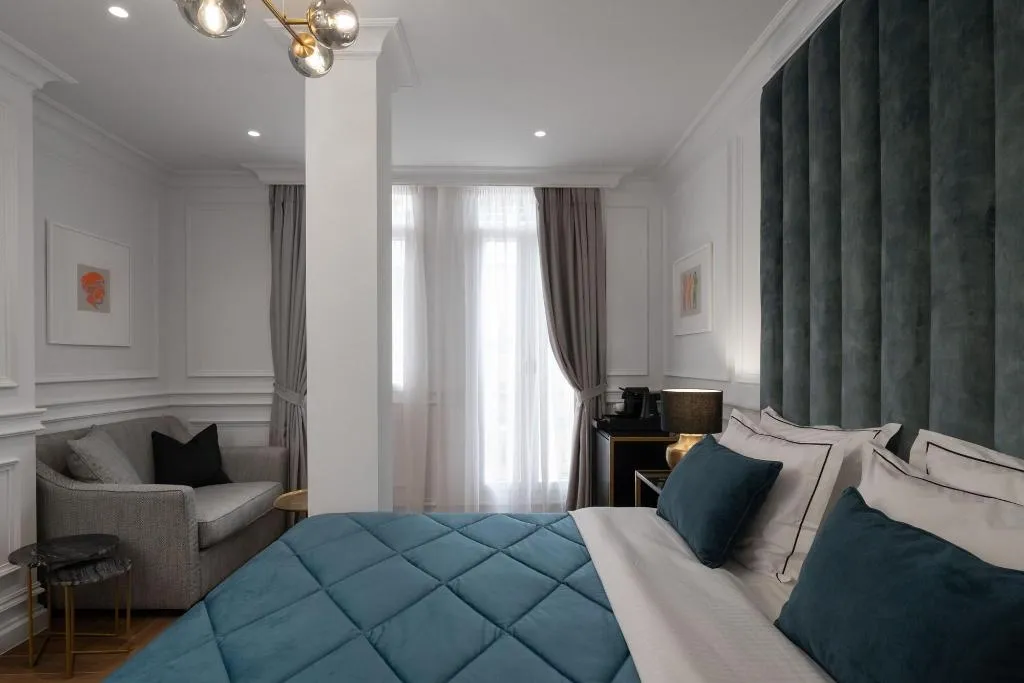 Room, Praxitelous Luxury Suites, Athens