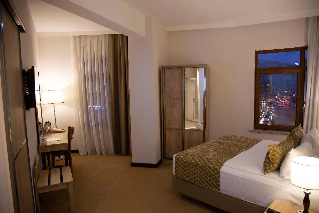SINGLE CITY VIEW Room, Atlas Hotel Izmir, Izmir