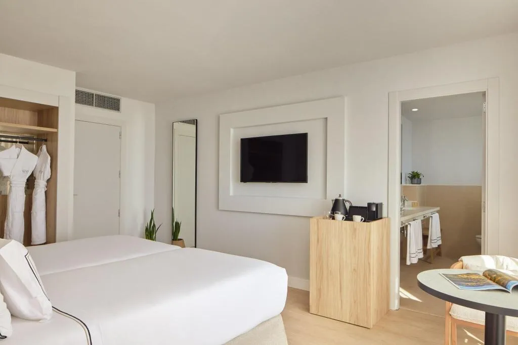 Double or Twin SEA VIEW Room, Melia Lloret de Mar, Costa Brava