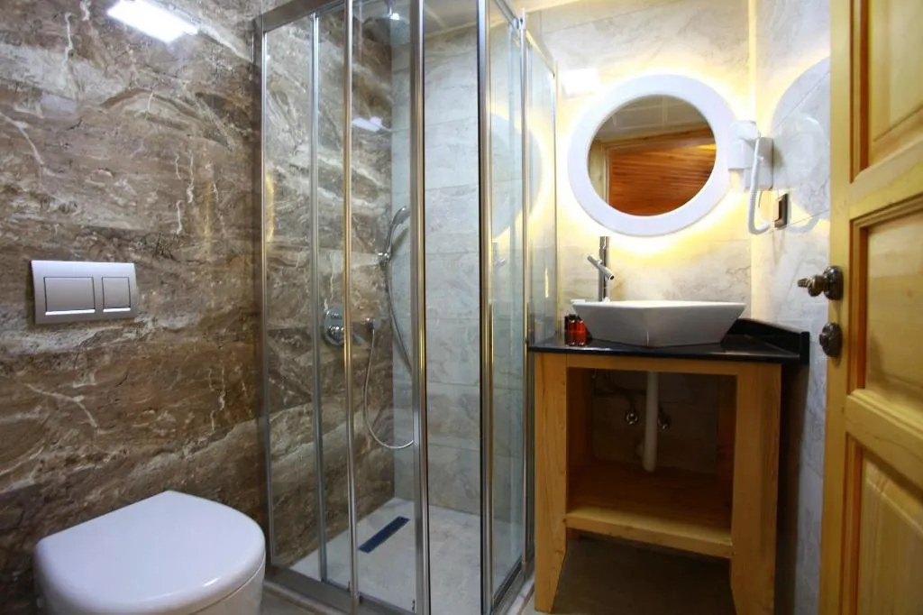 Room, Bacchus Pension, Antalya