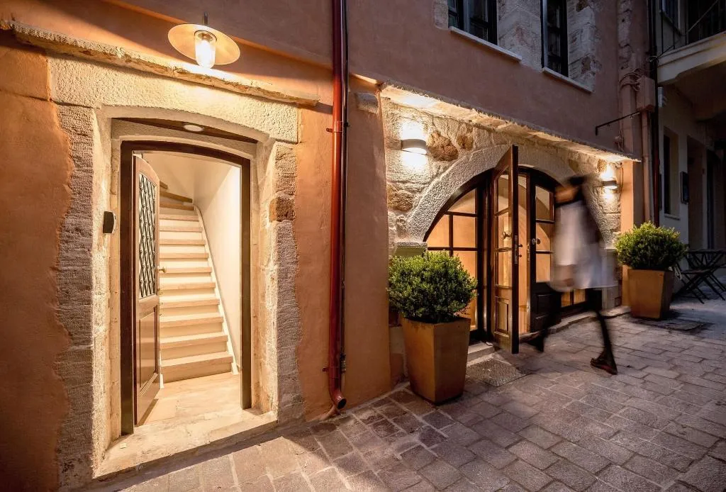 General view, J&G Suites, Crete