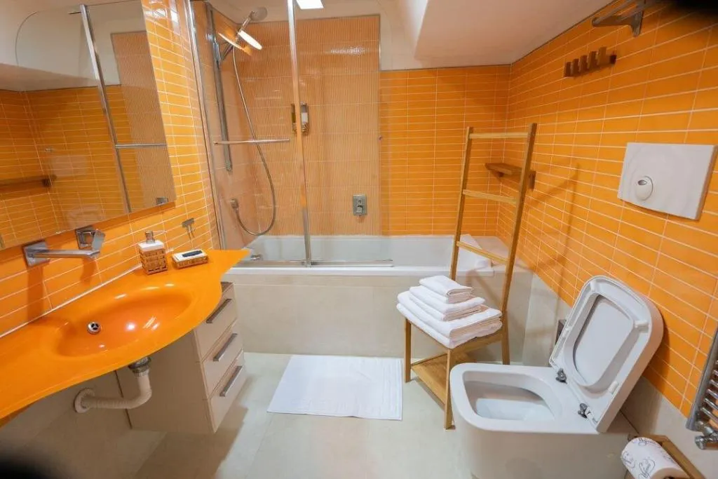 Room, Moon Luxury Rooms & Apartments, Naples