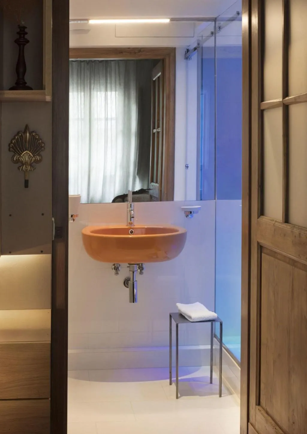 Room, Ottantotto Firenze, Florence