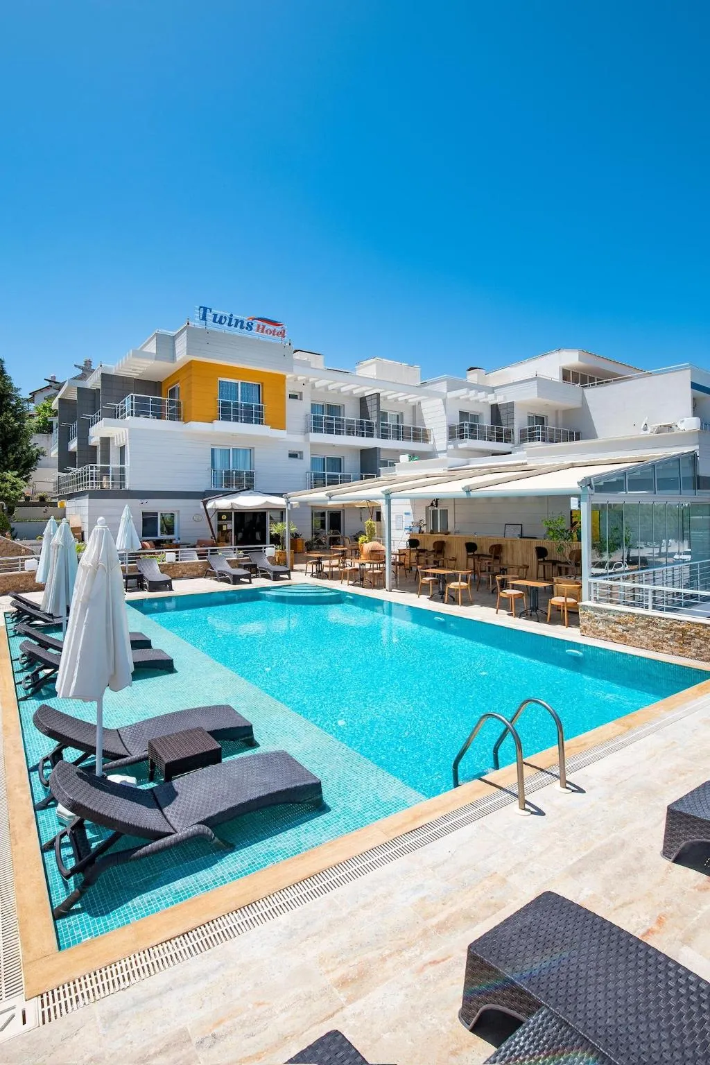 General view, Twins Hotel, Izmir