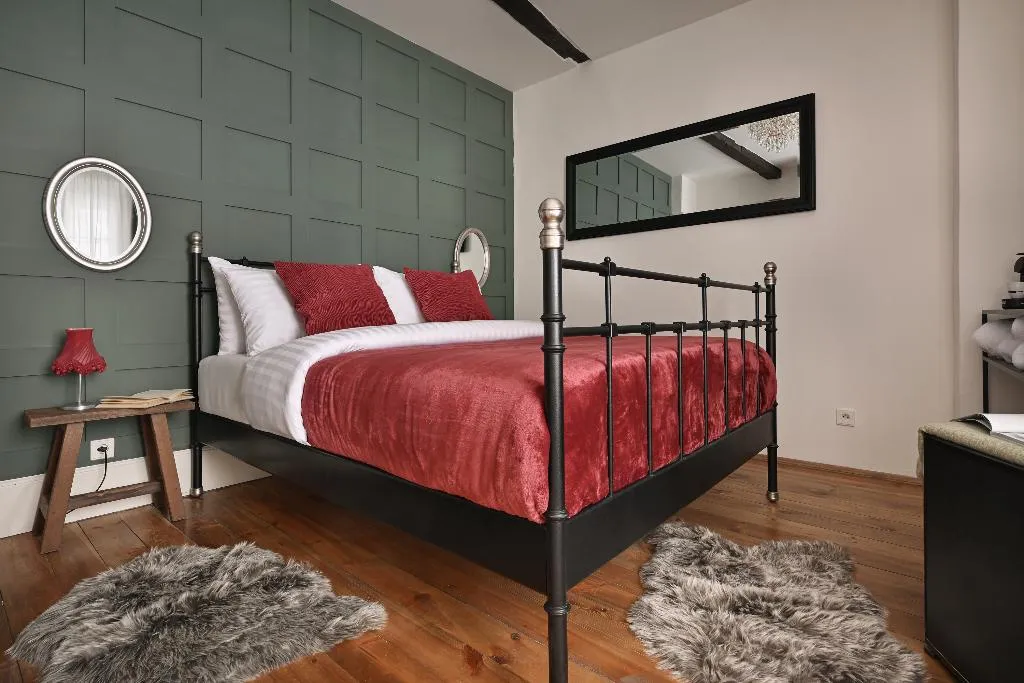 SUITE WITH DOUBLE BED Room, U Šuterů Boutique Hotel, Prague