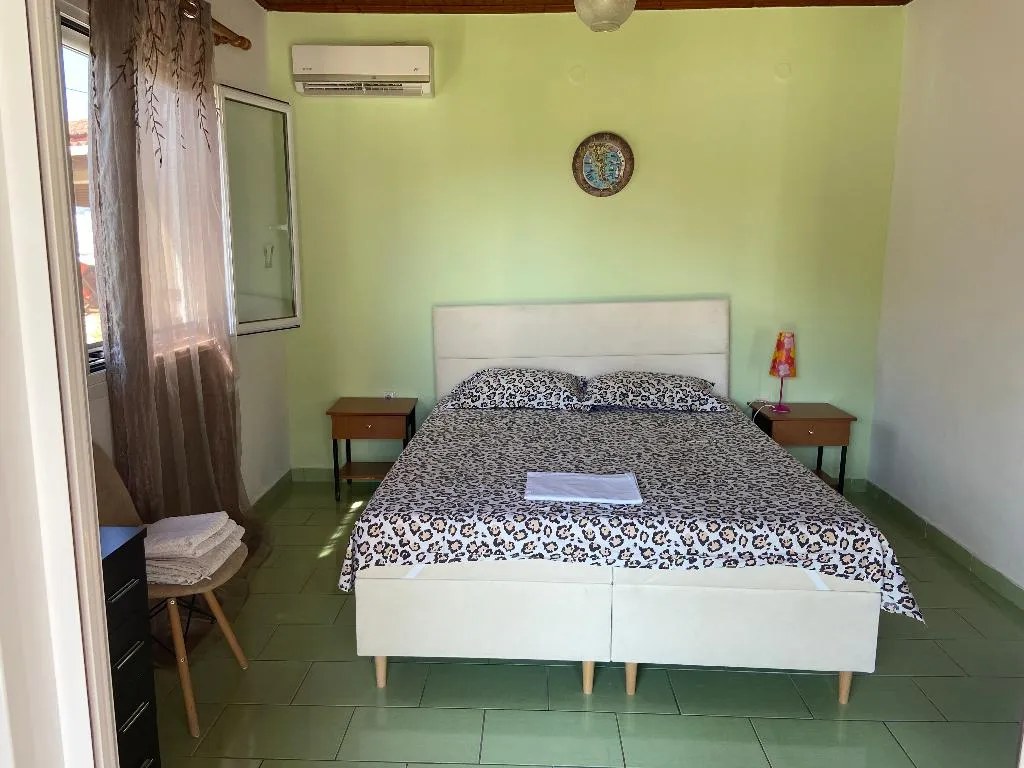 STUDIO STANDARD Room, Villa Panorea, Corfu